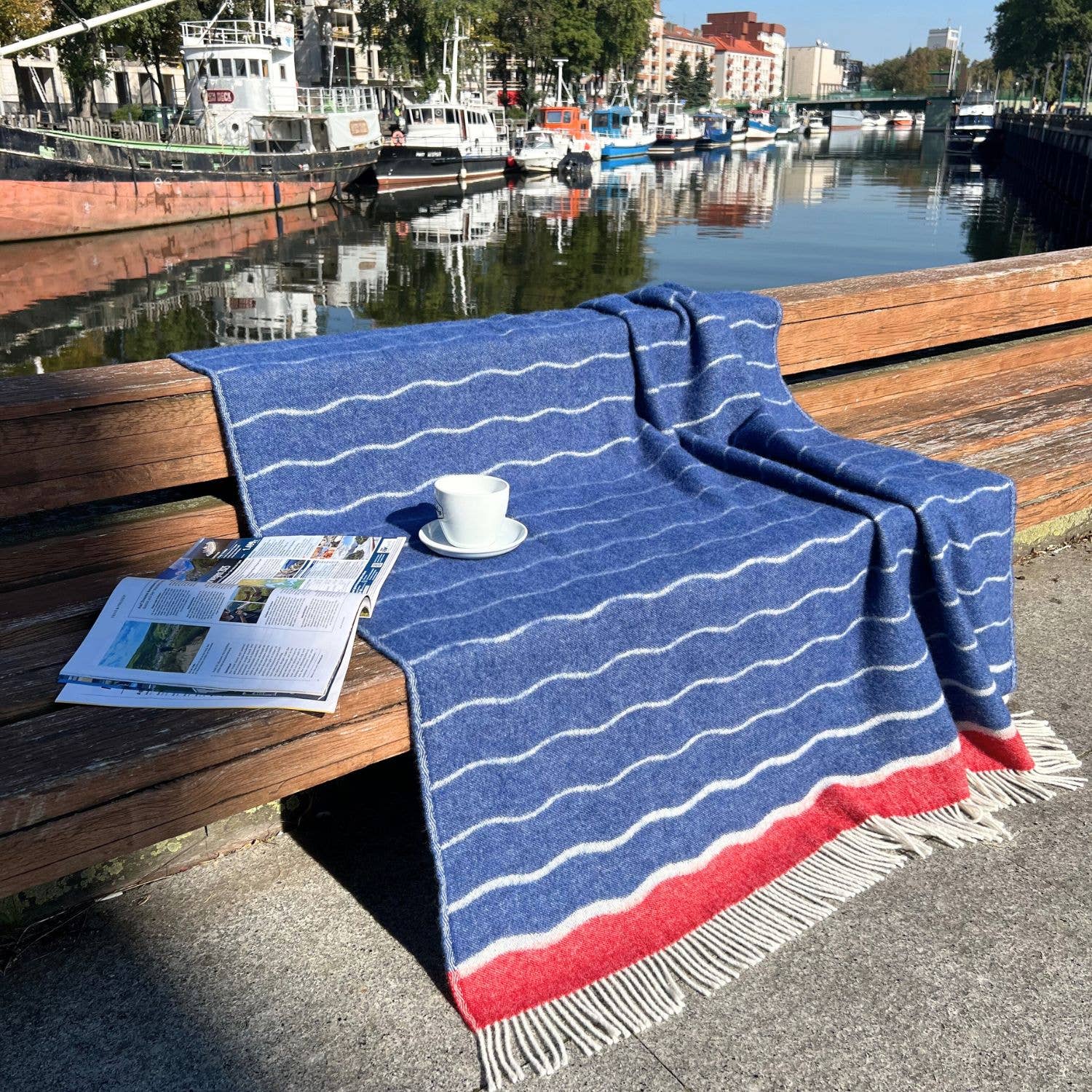 Wolldecke Waves 130 x 190 cm - Wendbar