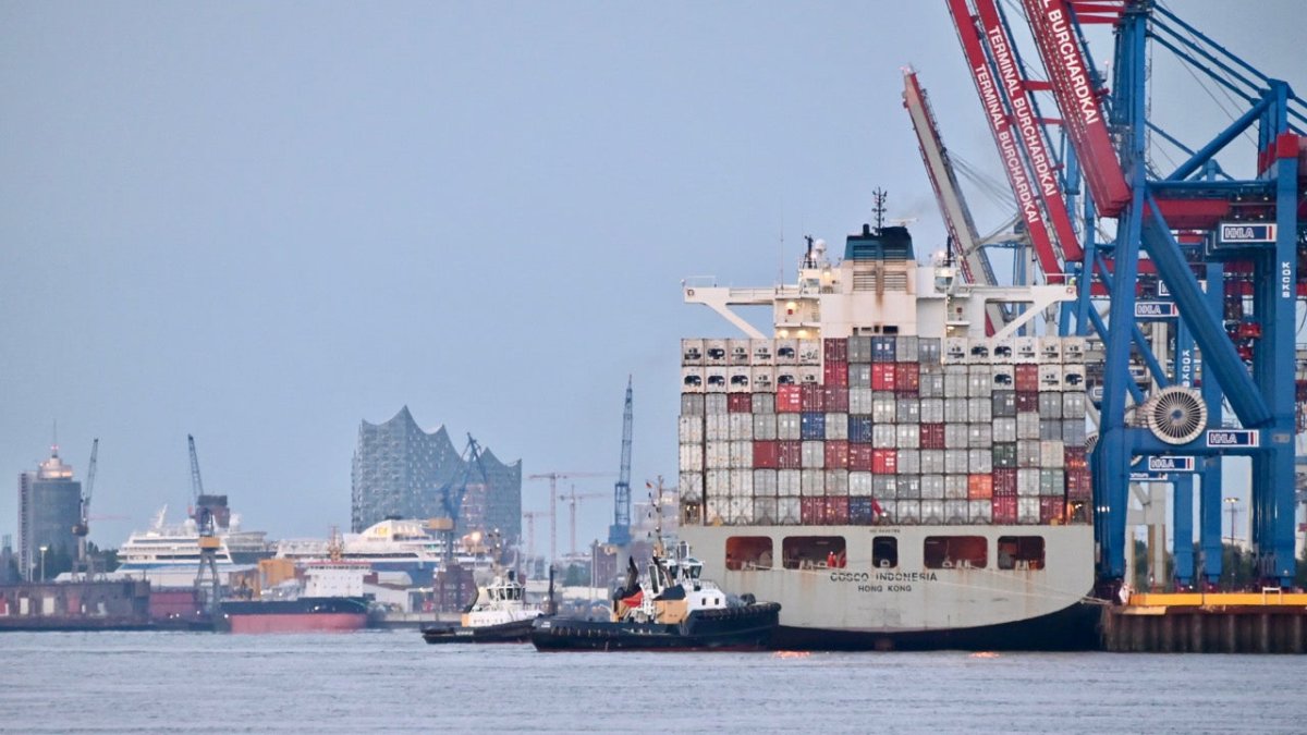 1500 Seeleute aus aller Welt im Hamburger Hafen geimpft - Ankerherz Verlag
