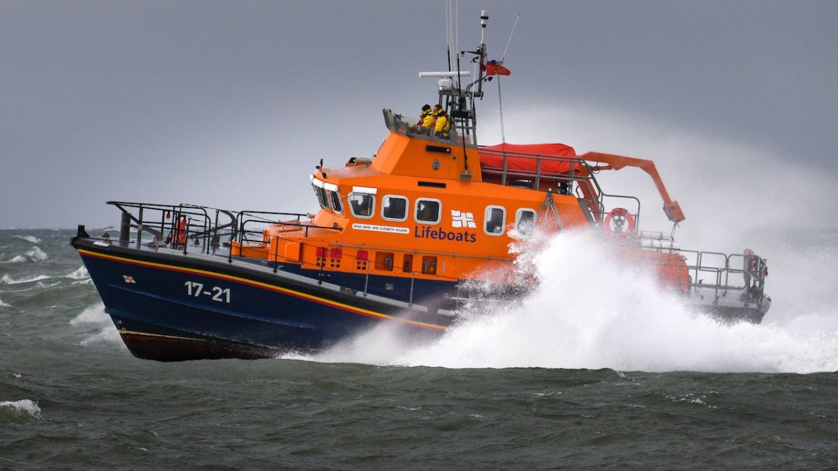 Gewitter und Sturm: Dramatische Rettung vor den Klippen am Beachy Head - Ankerherz Verlag