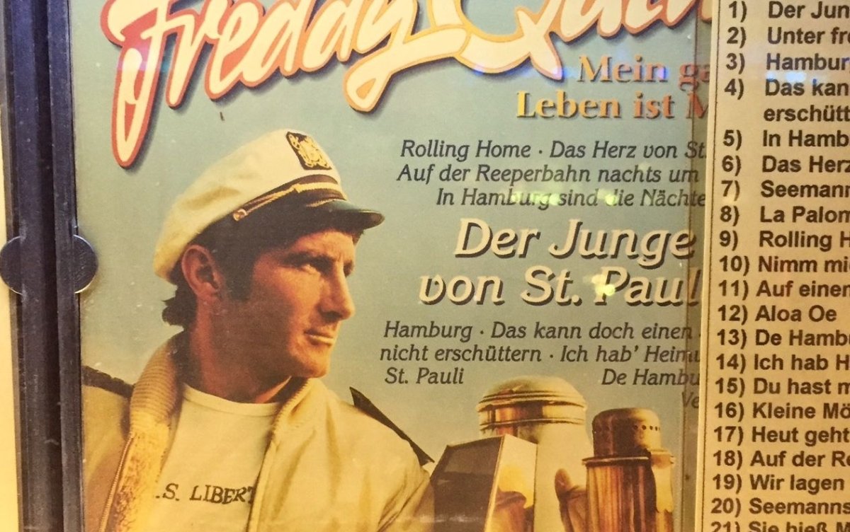 HAIFISCH BAR GESCHICHTEN – Freddy Quinn stottert - Ankerherz Verlag