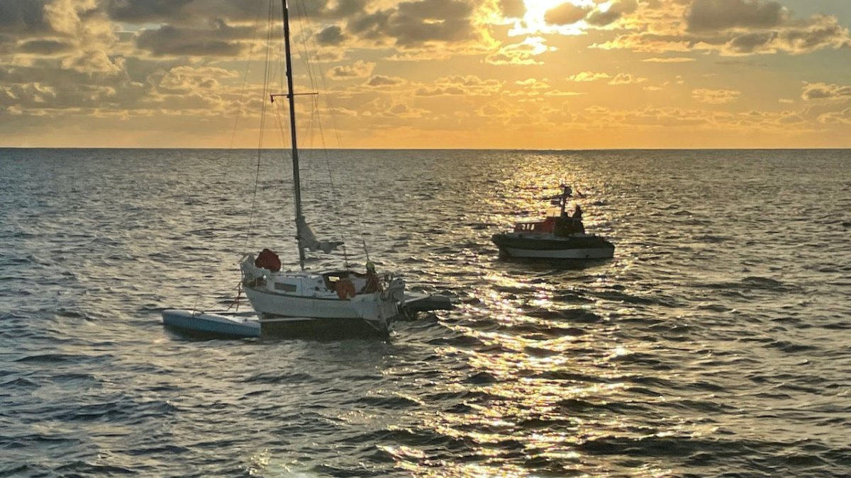 Seenotretter im Einsatz für Seglerin mit Panikattacke - Ankerherz Verlag