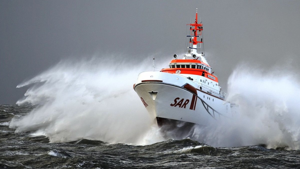 Vor Helgoland: Mehrere Vermisste nach Kollision zweier Frachter - Ankerherz Verlag