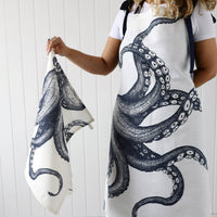 Hochwertiges Geschirrtuch mit Oktopus-Motiv aus Leinen & Baumwolle | ankelinerherz.com