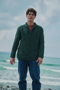 Aran Strickjacke - Waldgrün | ankelinerherz.com