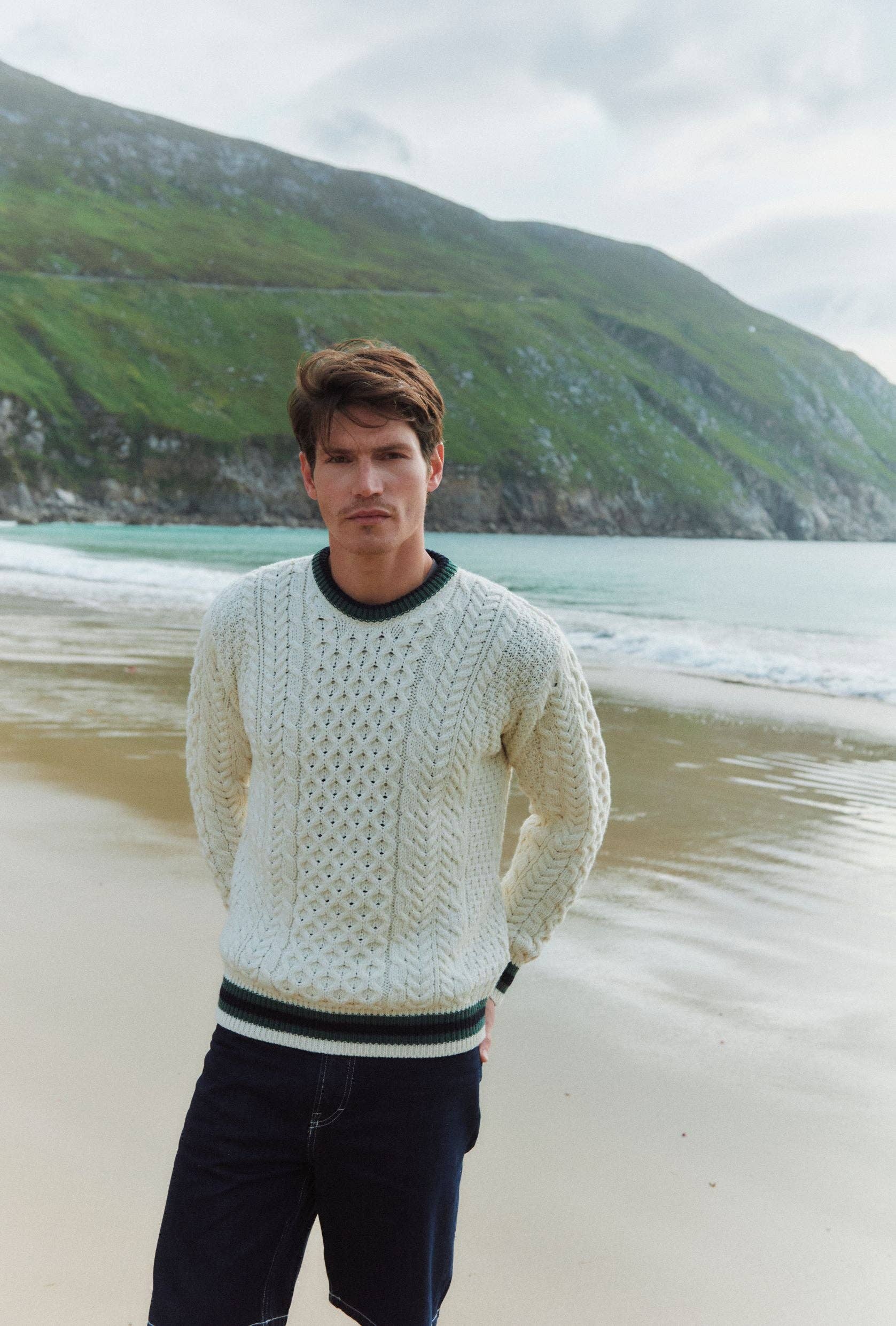 Aran Strickpullover mit NavyStreifen - Creme - ankelinerherz.com